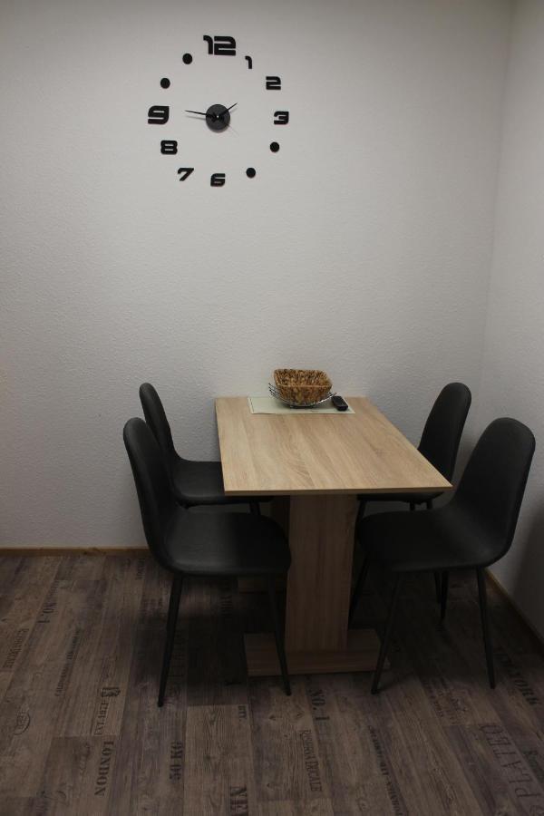 Ferienwohnung Funke F1 Fuer Monteure Apolda Esterno foto